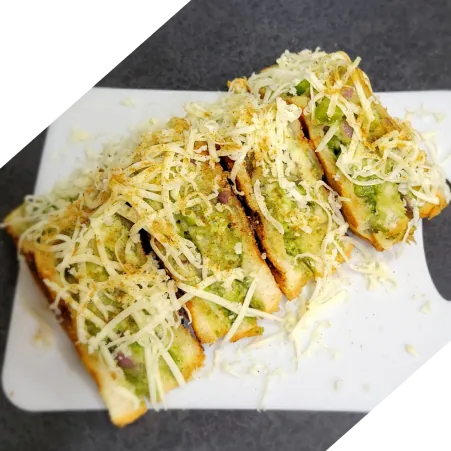 Ghughra Sandwich from Amdavadi Streetz